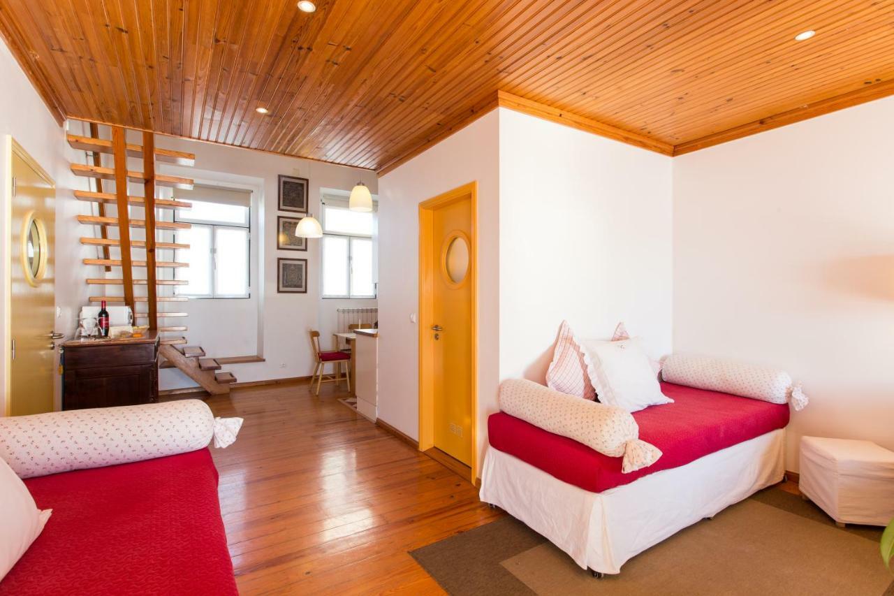 Bed and Breakfast Casa D'Arriba à Atouguia Da Baleia Extérieur photo